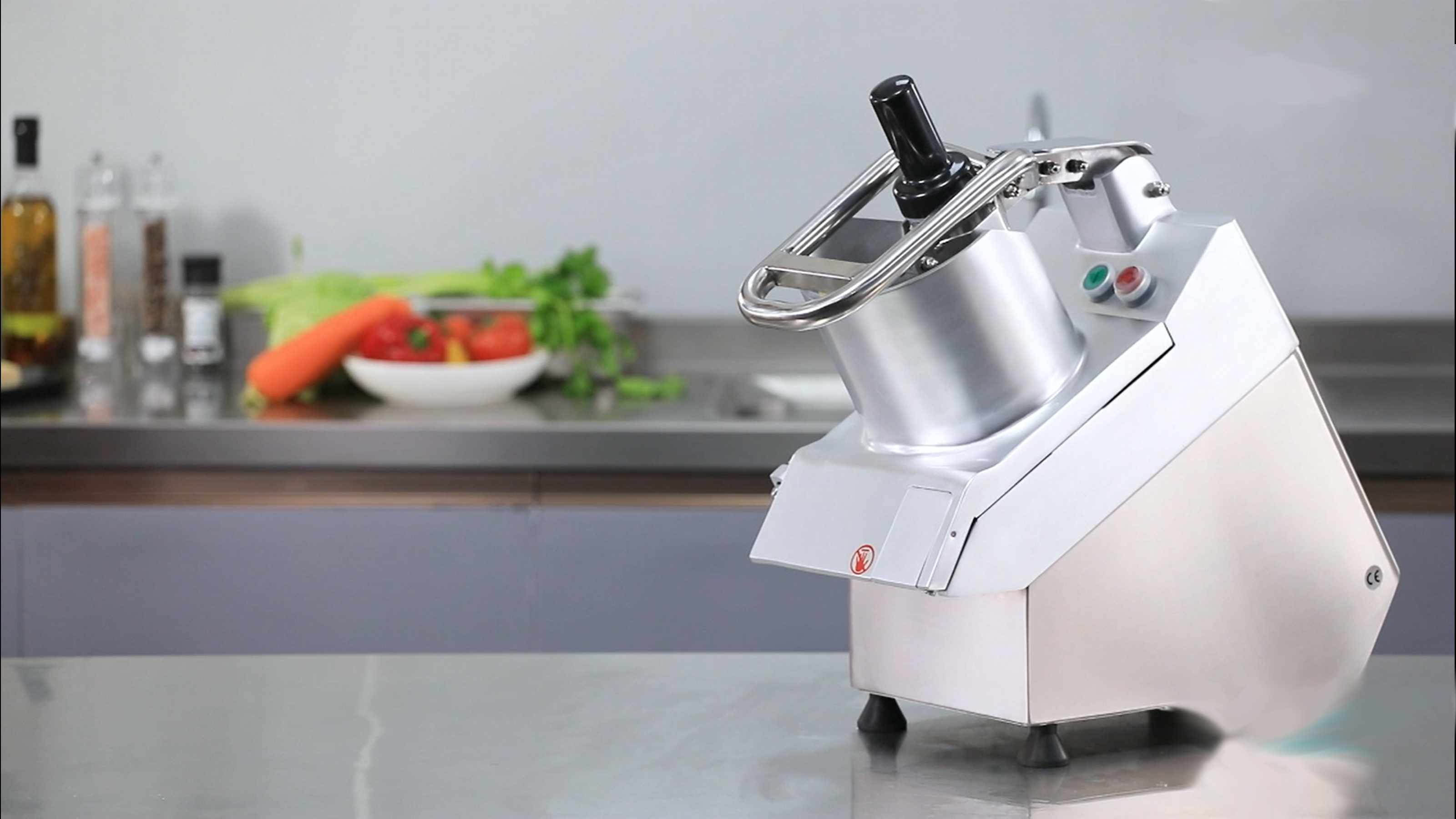 ROBOCHEF vegetable cutter