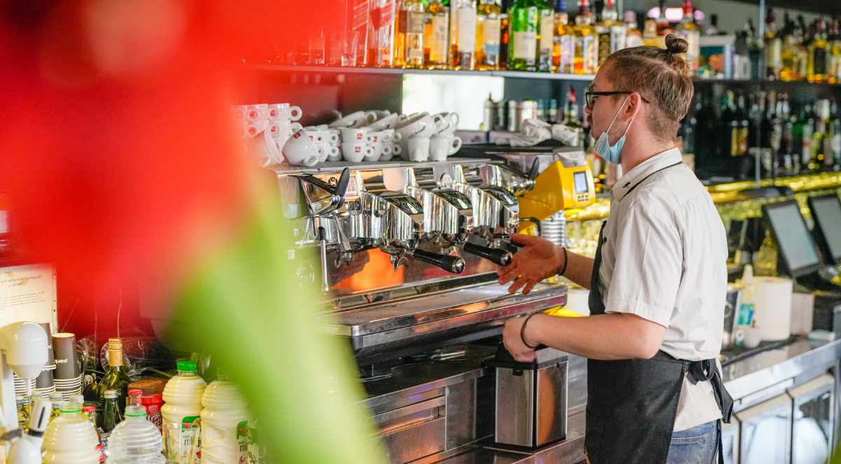 PortaClean integrated into coffee bar