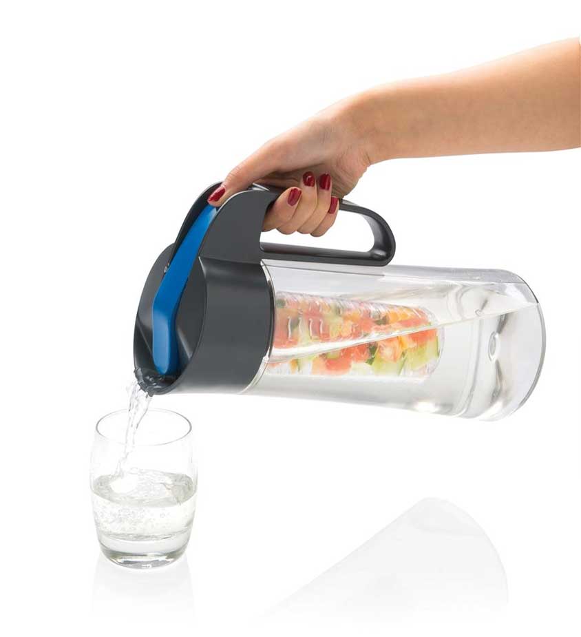 Fruit infusion pitcher Fruit infusion pitcher'